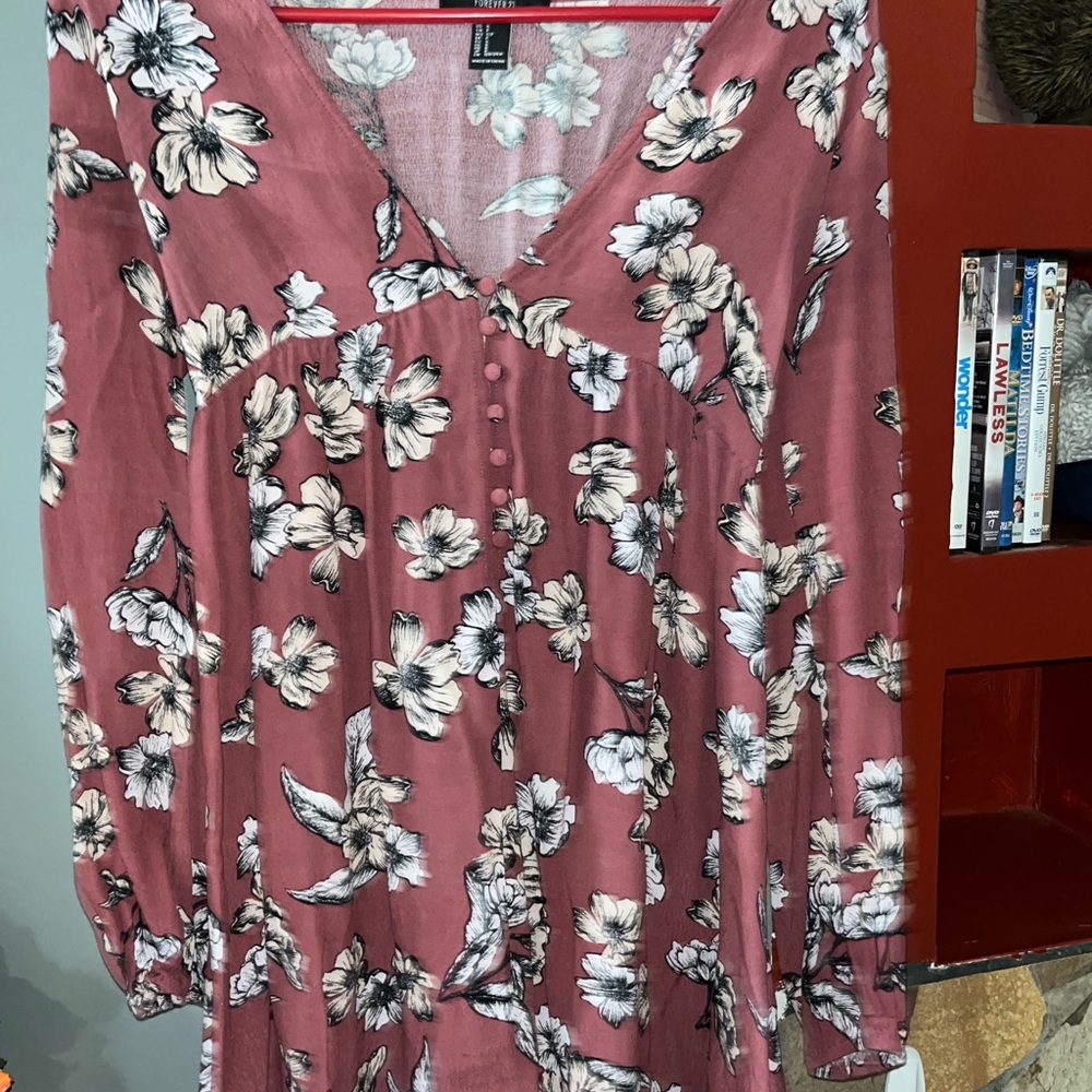 Forever 21 Dusty Rose Floral Button-Front Top